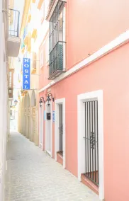 Hostal La Calzada - Image 3