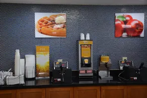 Best Western Cape Cod Hotel - Image 3