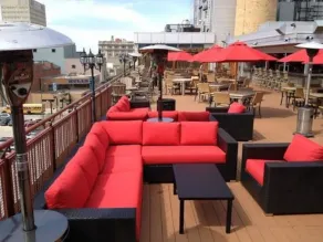 Premium 2BD Loft DT Heated Parking Rooftop Patio BBQ Gym Coffee - Image 5