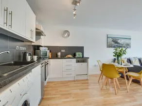 Stylish Villa in Millendreath Near Sea - Image 2