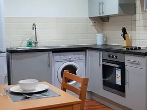 Lovely Apartment in Harrow Near Northala Fields - Image 3