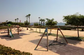Casa Reloj apartamento con terraza y piscina comunitaria - Image 3