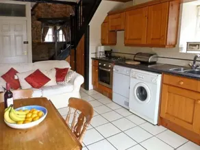 Well Cottage - Image 3