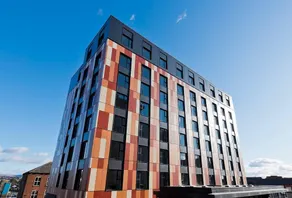 Spacious studio apartment in the heart of Oldham - Image 5