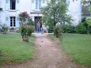 Domaine De Puytirel - Image 2