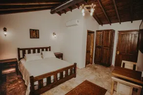 Tetrapole Boutique Hotel - Image 2