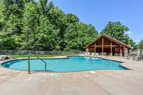 Woodland Escape, 3 Bedrooms, Hot Tub, Pool Access, WiFi, Sleeps 9 - Image 5