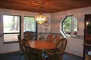 Spacious Home on Donner Golf Course by RedAwning - Image 5