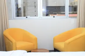Golden vox hotel suite - Image 5