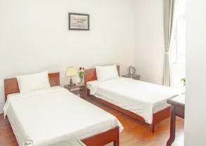 Gold House Hotel & Apartment - Image 5