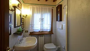 Hostal de Todi 12 - Image 2