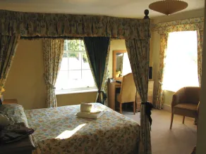29 High Street Dunster - Image 2