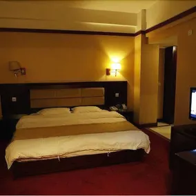 Dong Da Men Hotel - Image 5
