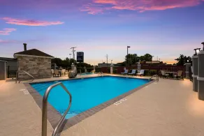 Best Western Huntsville Inn & Suites - Image 5
