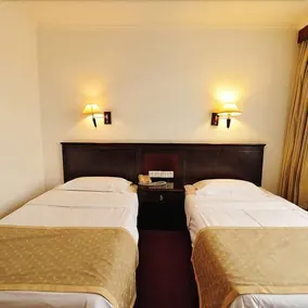 Tongjulou Huizhouyan Hotel - Image 2