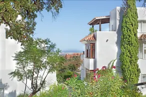 Las Jacarandas, Marbella - R9989 - Image 4