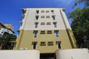OYO 10379 Hotel Varcity Sapphire - Image 4