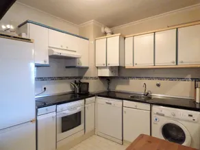 Apartamento en Sanzenea con vistas - Image 2