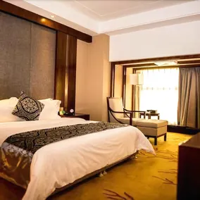 Yuebanwan Hotel (Fat Donglai at Xuchang Railway Station) - Image 2