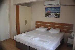 Marti Hotel - Image 2