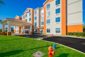 Comfort Inn & Suites Maingate South - Image 5