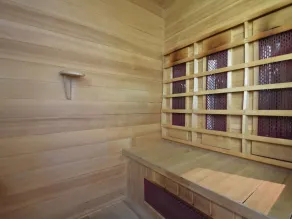 Bright house for 8 people with infrared sauna in a quiet location - Image 4
