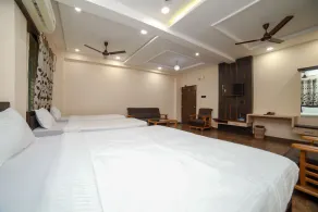 OYO 37826 Rajmahal Khindsi Resort - Image 2