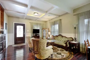 2BR 2BA Remodeled South Austin Cottage by RedAwning - Image 4