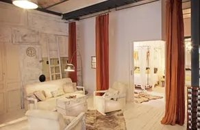 Pink House - Image 4
