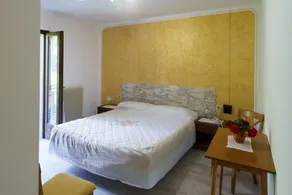Albergo Roncone - Image 3