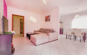 Awesome Apartment In Dobrinj With Wifi - Image 2