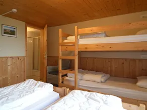 Luxurious Holiday Home in Elsenborn With Sauna - Image 2