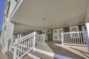 The Ambassador Inn - Image 5