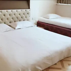 Rose Boutique Fashion Hotel - Image 5