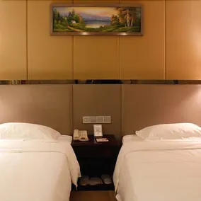 Bandao Mingzhu Hotel - Image 4