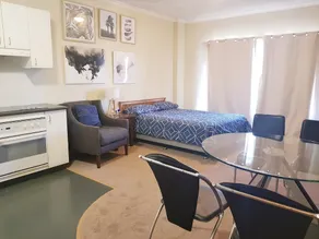 Executive 1 Bedroom Apartment Darling Harbour - Image 2