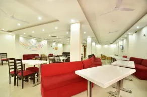 Hotel Platinum Inn - Image 4
