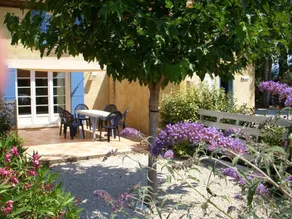 House With 3 Bedrooms in Sarrians, With Wonderful Mountain View, Priva - Image 4