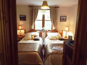 Woodpeckers Bed & Breakfast - Image 2