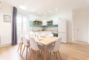 Luminous and design appt close to PARIS - Image 2