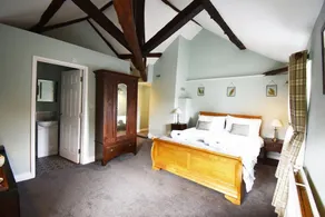 The Cross Inn - Image 5