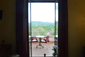 Agriturismo Tre Colli - Image 4