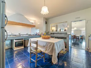 Vintage Holiday Home in Caselle in Pittari near the Forest - Image 2