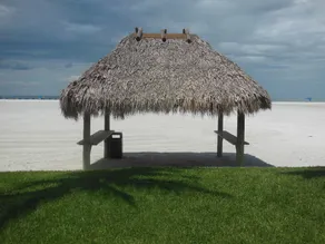 Island Winds Condominium - Image 3