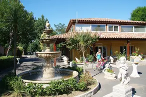 Camping Resort Les Champs Blancs - Image 2