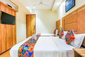 FabHotel Byaris International - Image 2