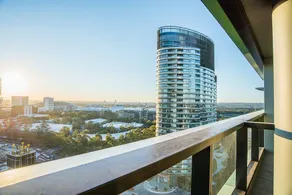 Stunning View Apartment - Image 3