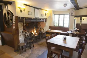 The George Inn - Image 2