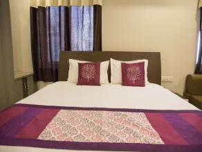 Shree Anaya Boutique Hotel by OYO Rooms - Image 2