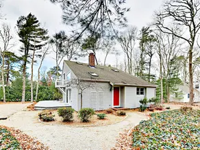 Newly Renovated  In New Seabury 3 Bedroom Home - Image 5